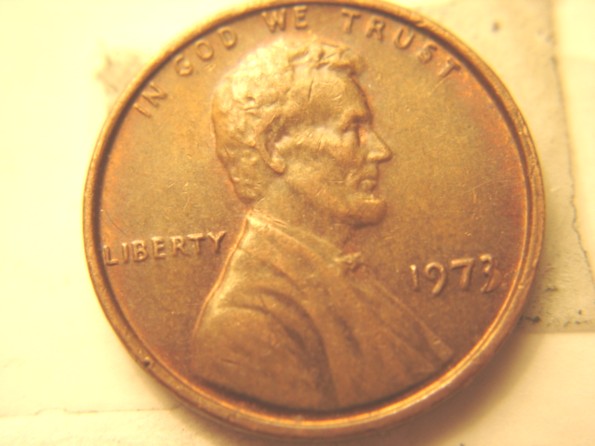 1973-Lincoln-Memorial-Cent--Odd-Damaged-Three